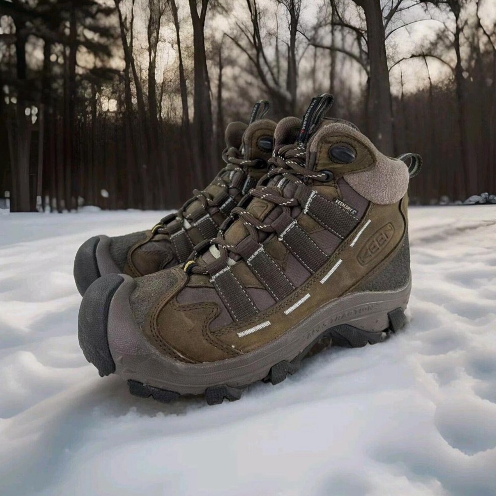 KEEN Warm Targhee 2 Mid Waterproof Boot US 7.5 Brown Women's Hiking Boots